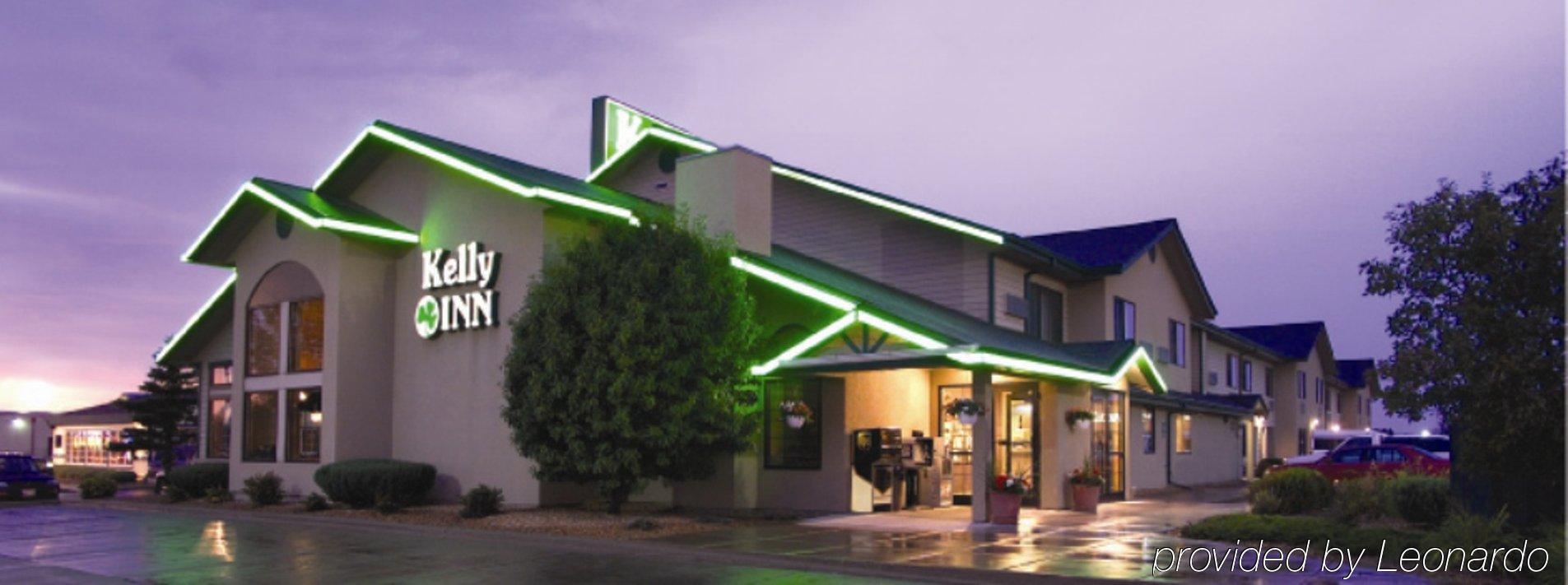 Kelly Inn 13Th Avenue Fargo Bagian luar foto